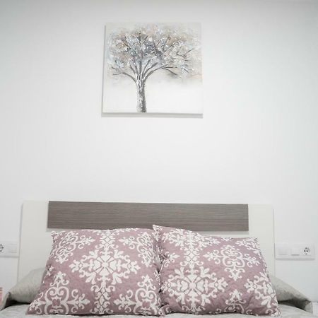 Hostal Goyesco Plaza ปลาเซนเซีย ภายนอก รูปภาพ