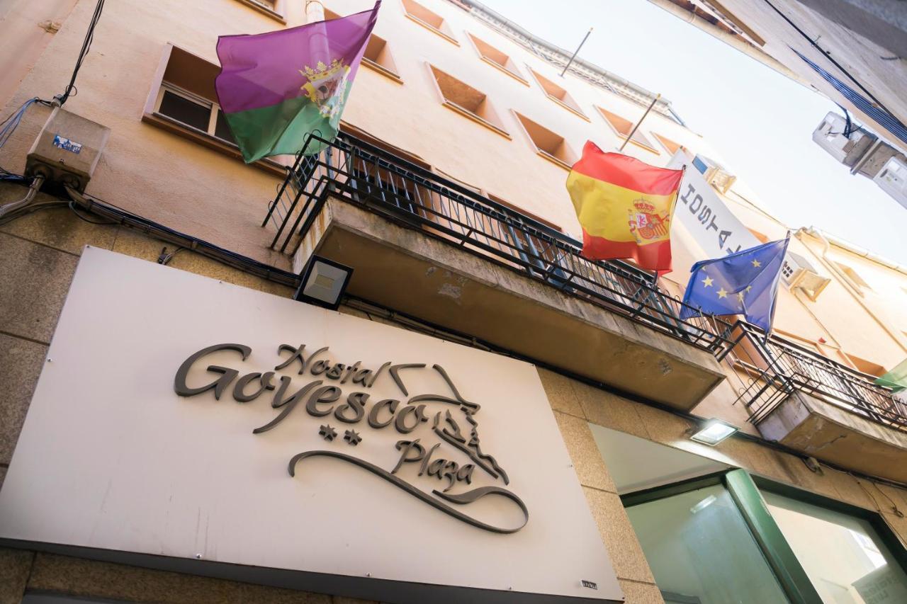 Hostal Goyesco Plaza ปลาเซนเซีย ภายนอก รูปภาพ